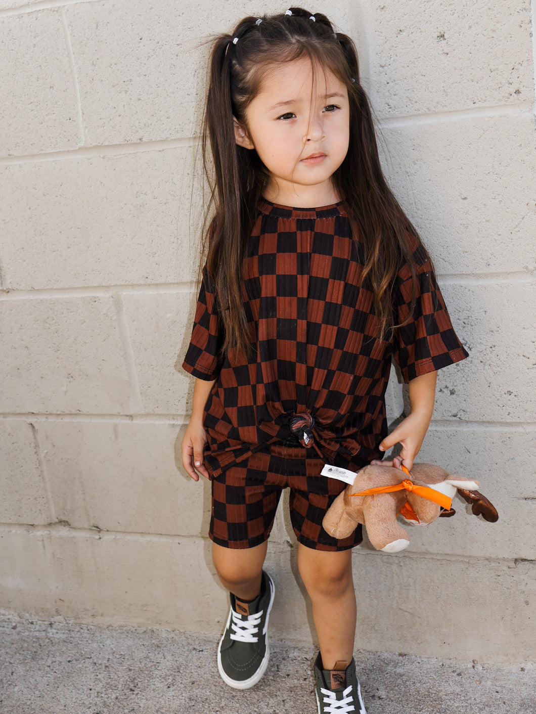 Dark brown checkers