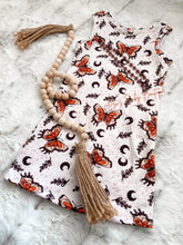 Load image into Gallery viewer, Boho butterfly
