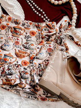 Load image into Gallery viewer, Vintage tea party
