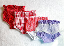 Load image into Gallery viewer, Lilac Bottoms

